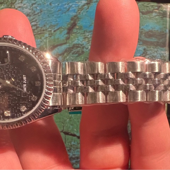 Luxury Watch for women - Silver color - NEW - Picture 3 of 7